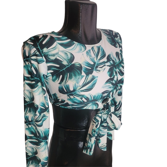 Coco Cabana Tropical Print Long Sleeve Swimwear Top M - Picture 2 of 5